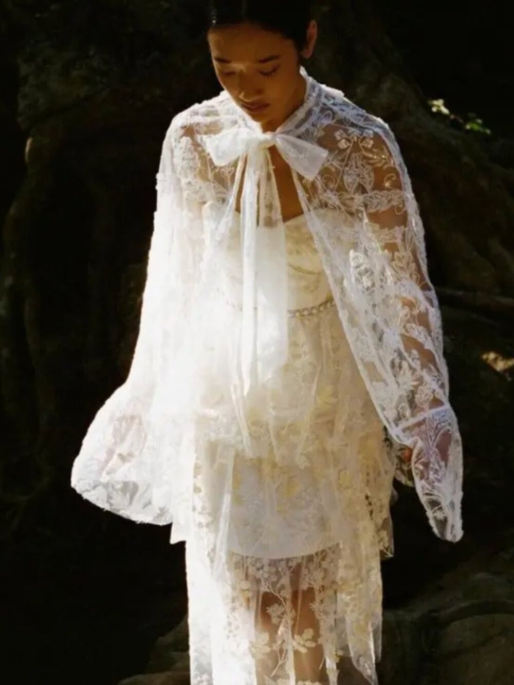 NWT Self-Portrait Brocade White Lace Bridal Cape (OS)